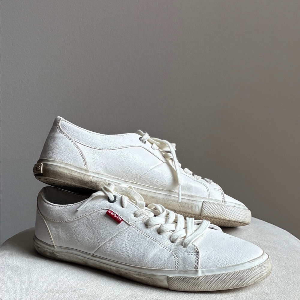 Levi's Men's Classic White Sneakers